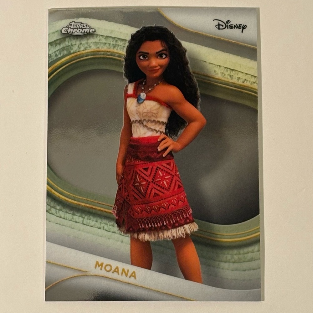 [5/$15] 2025 TOPPS CHROME DISNEY MOANA - CHARACTER BASE SET CARD #10 - NM TCG